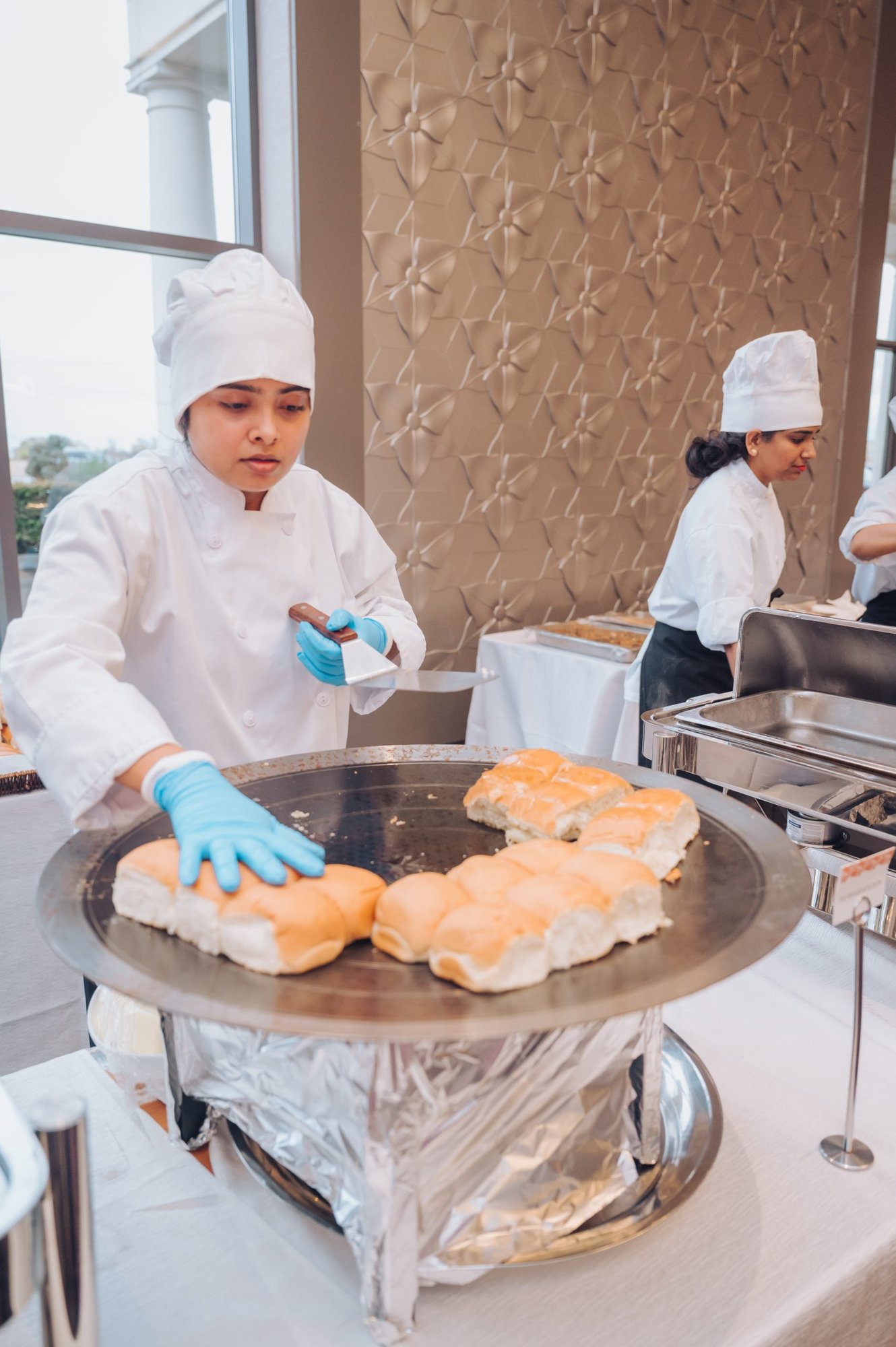 Gourmet Live Food Stations Elevating Modern Wedding Experiences.